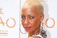 Side-short-hair
